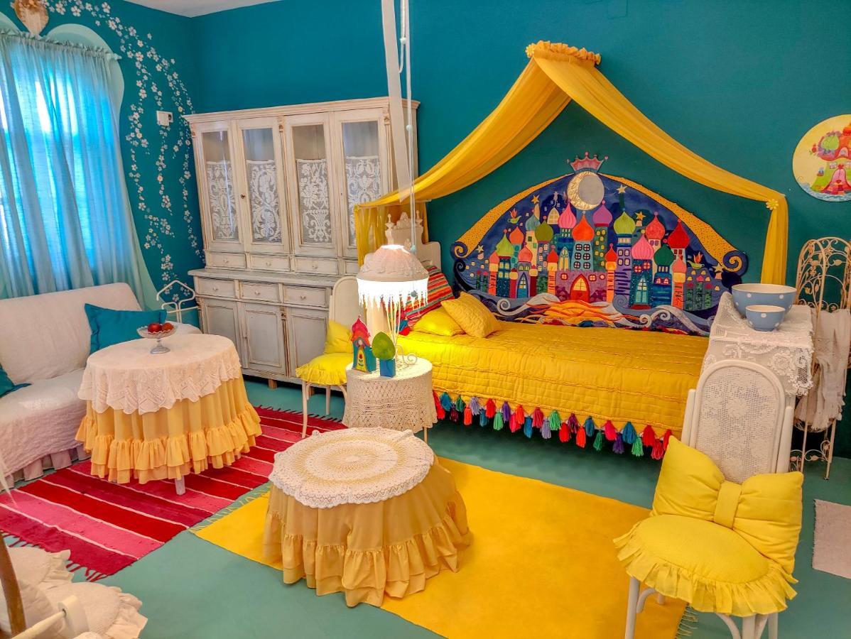 Feher Tulipan Apartman Hotel Debrecen Bagian luar foto