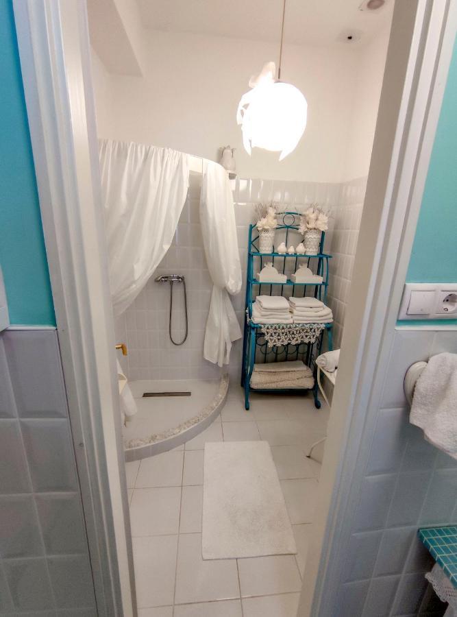 Feher Tulipan Apartman Hotel Debrecen Bagian luar foto