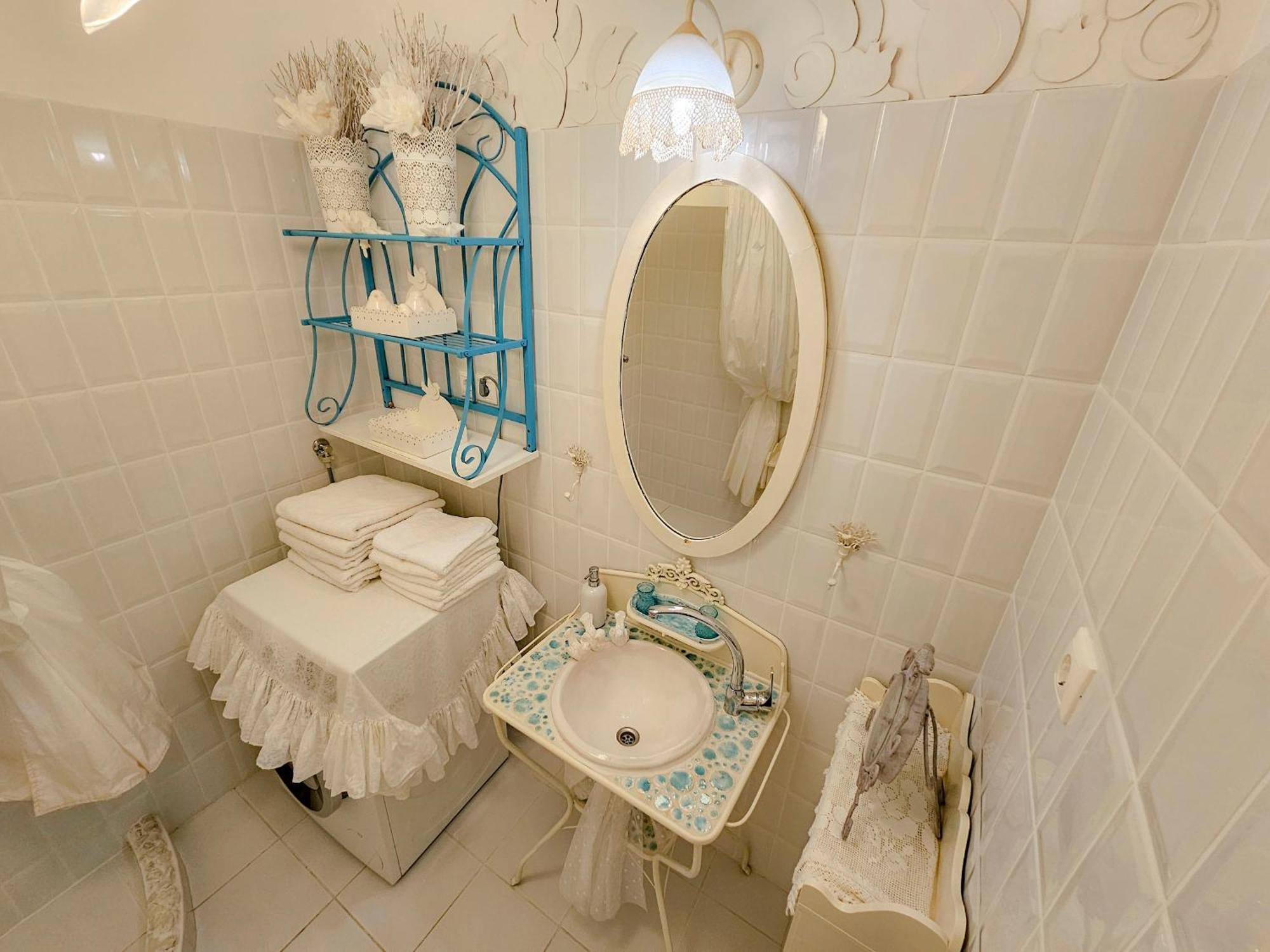 Feher Tulipan Apartman Hotel Debrecen Bagian luar foto