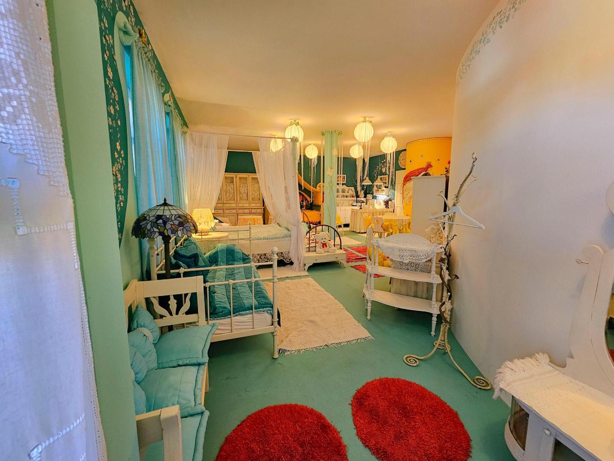 Feher Tulipan Apartman Hotel Debrecen Bagian luar foto